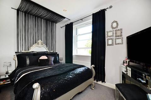 3 bedroom house to rent - Langthorne Street, Bishop's Park, London, SW6