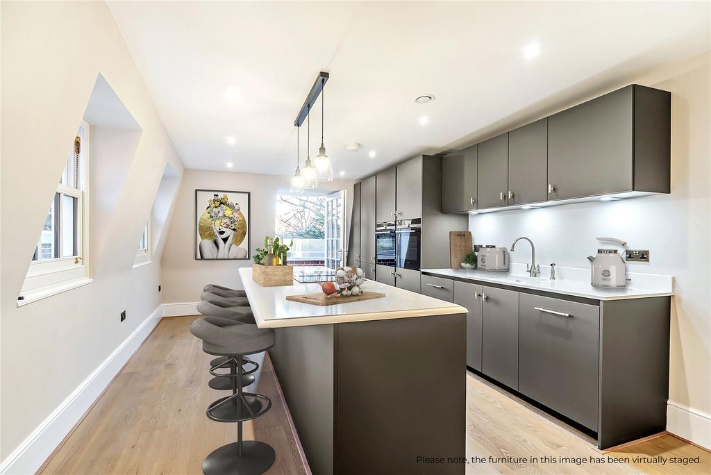 Plot 9 CGI