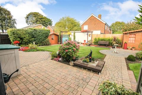 3 bedroom detached house for sale, Meadsway, Great Warley, Brentwood, Essex, CM13