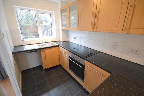 2 bedroom end of terrace house to rent, Ashlet Gardens, Ashlet, New Milton, Hampshire. BH25 5YD