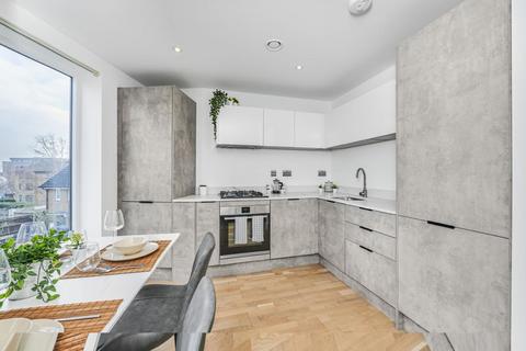 1 bedroom flat for sale, Clifford Road, South Norwood