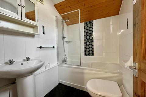 3 bedroom end of terrace house for sale - 59 Stanhope Road, Littlehampton, West Sussex, BN17 6AQ