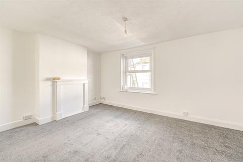 2 bedroom flat for sale, Gratwicke Road, Worthing, West Sussex, BN11