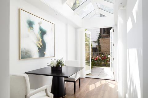 41 Ovington Square, London, SW3 1LJ