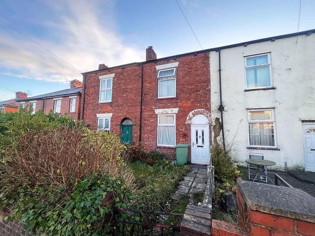 Bolton Road, Wigan, WN4 2 bed terraced house for sale £97,500