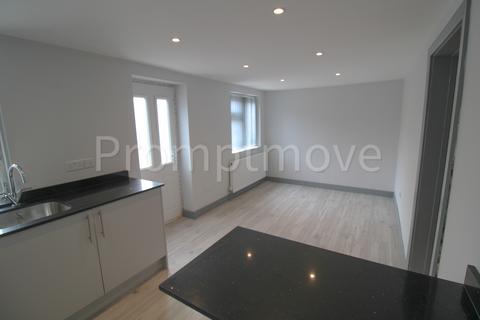 1 bedroom flat to rent - Eaton Green Road Luton LU2 9HB
