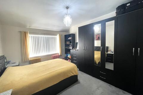 22 Brian Road, Smethwick, B67 7LG