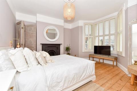 4 bedroom semi-detached house for sale, High Street, Minster, Ramsgate, Kent