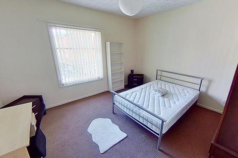 2 bedroom apartment to rent, 3 Lynton Court, Peachey Street, Nottingham, NG1 4DJ