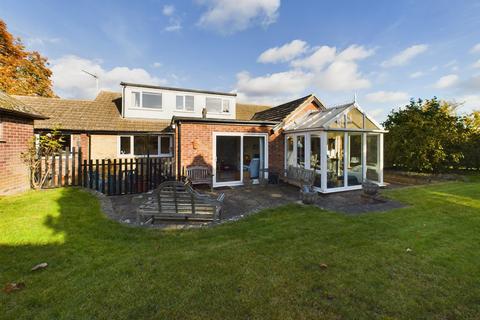 3 bedroom chalet for sale, Lode Road, Bottisham