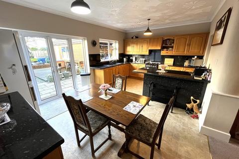 55 Darbys Lane, Poole, BH15 3ES