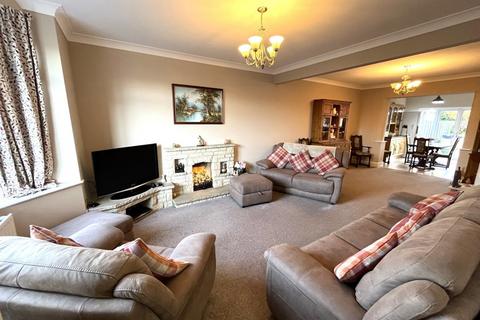55 Darbys Lane, Poole, BH15 3ES