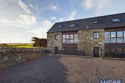 3 bedroom townhouse for sale, Golygfa'r Moelrhoniaid, Llanfechell, Amlwch