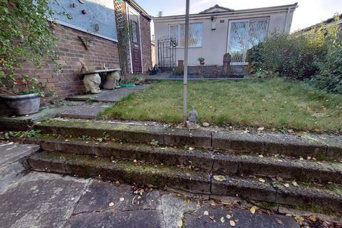 2 bedroom detached bungalow for sale - Walton Way, Talke, Stoke-on-Trent