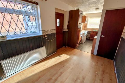 2 bedroom detached bungalow for sale - Walton Way, Talke, Stoke-on-Trent