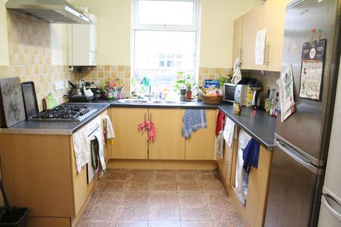 6 bedroom terraced house to rent, Derby Road, Fallowfield, Manchester