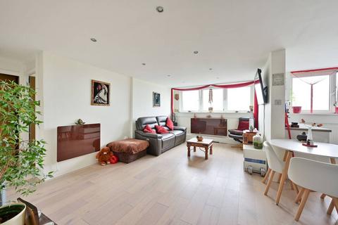 2 bedroom flat for sale - Wandsworth High Street, Wandsworth, London, SW18