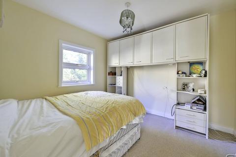 4 bedroom terraced house for sale, Salisbury Place, Oval, London, SW9