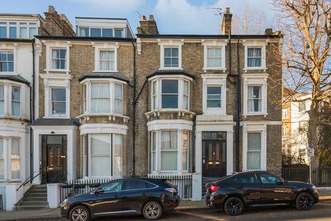 3 bedroom maisonette to rent, Primrose Gardens, London