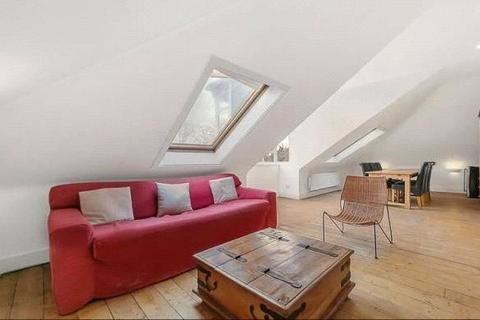 2 bedroom flat to rent, Oakhill Road, London