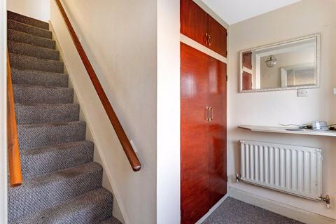 14 Maple Crescent, Sidcup, DA15 9LT