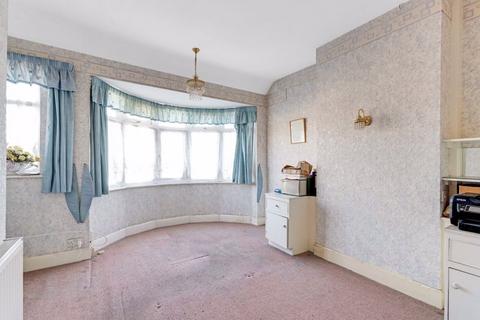 14 Maple Crescent, Sidcup, DA15 9LT