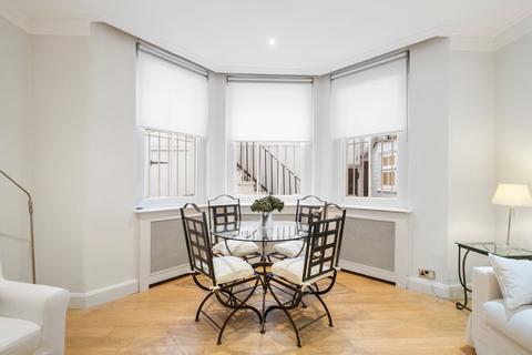 Studio to rent, Onslow Gardens, South Kensington, London