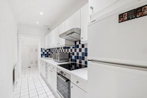 Studio to rent, Onslow Gardens, South Kensington, London