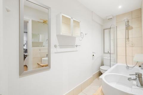 Studio to rent, Onslow Gardens, South Kensington, London