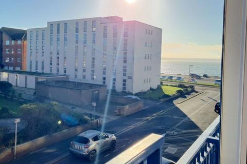 1 bedroom retirement property for sale, Robinson Court, Lee-On-The-Solent, PO13