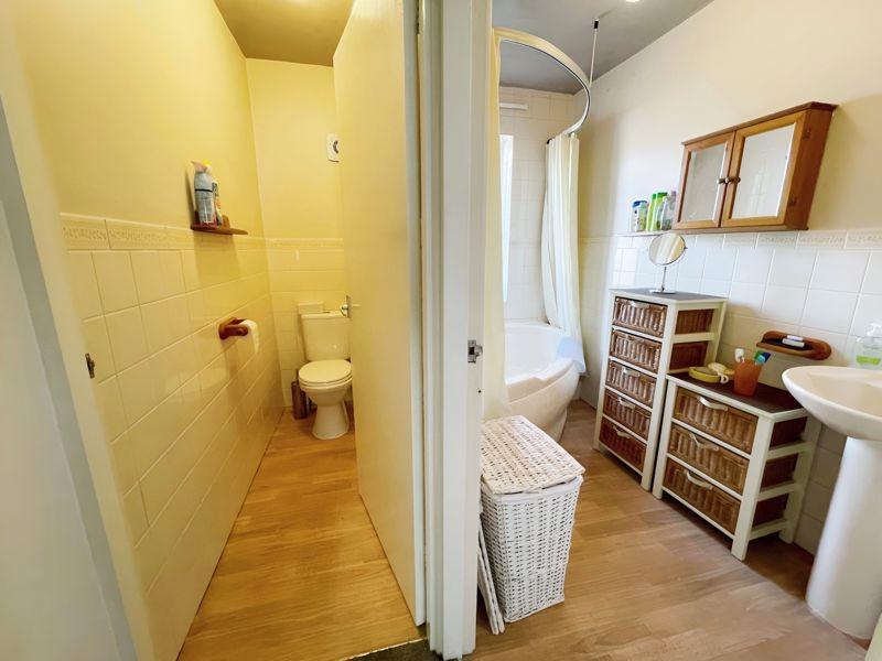 Bathroom & Sep W.C.