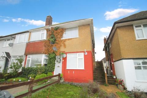 2 bedroom property for sale, Orchard Close, Northolt