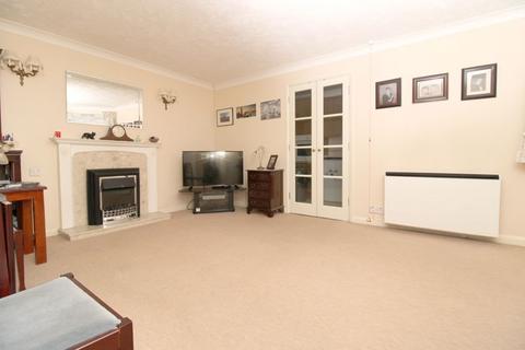 2 bedroom apartment for sale, Oakleigh Close, Swanley