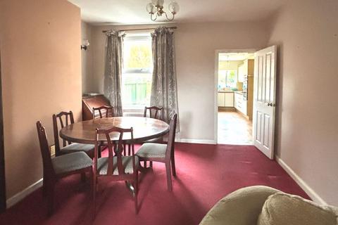 4 Hinton Road, Gloucester, GL1 3JS