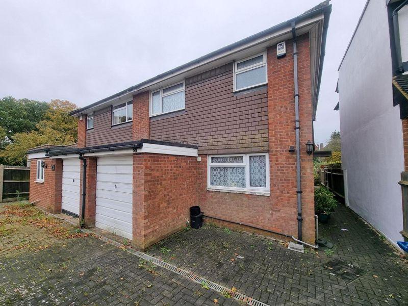 Sherington Avenue, Hatch End 3 bed semidetached house for sale £625,000