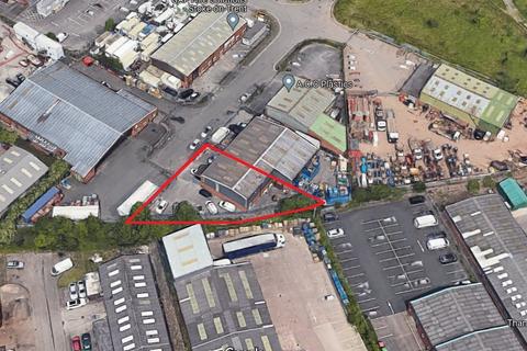 Industrial unit to rent - Unit C, Peacock View, Stoke-on-Trent, ST4 2XJ