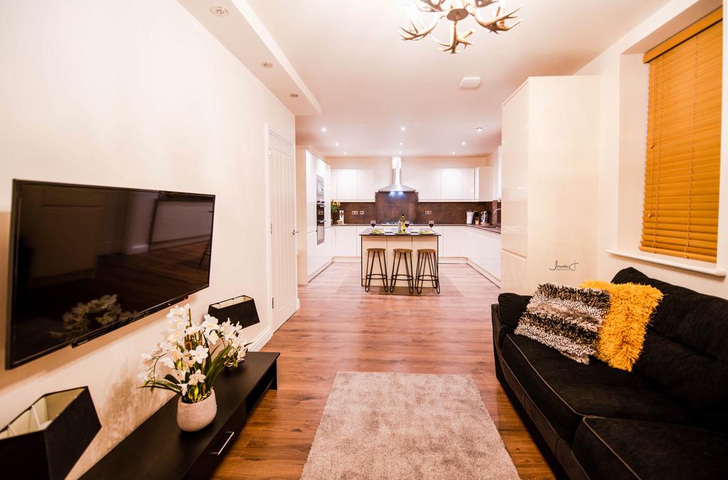154 Highfield Rd Liv