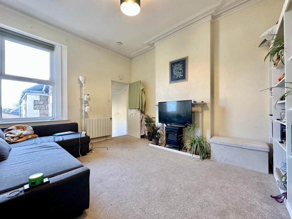 Neva Road, WestonsuperMare, North Somerset 1 bed flat £725 pcm (£