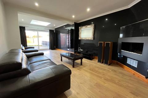 78 Magpie Hall Lane, Bromley, BR2 8ER
