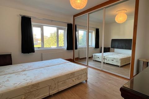 78 Magpie Hall Lane, Bromley, BR2 8ER