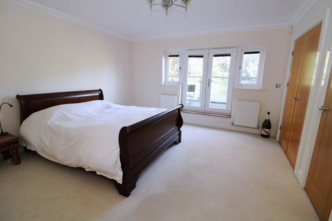 3 Hampstead Mews, Beckenham, BR3 3FE