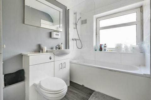 114 Cramptons Road, Sevenoaks, TN14 5DY