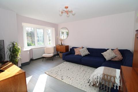 3 Pellings Close, Bromley, BR2 0RE