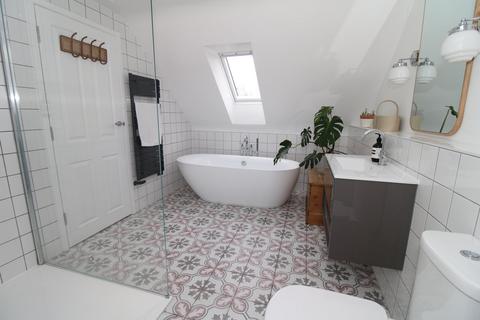 3 Pellings Close, Bromley, BR2 0RE