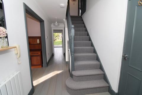 3 Pellings Close, Bromley, BR2 0RE
