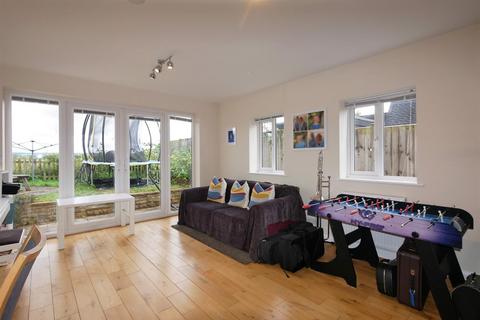 4 bedroom semi-detached house for sale - Rowland Road, Cholsey OX10