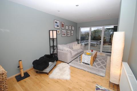 10 Apple Tree Lane, Kippax, Leeds, LS25 7SB