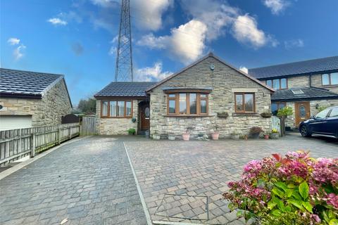 3 bedroom bungalow for sale - Oakfields, Burnopfield, NE16