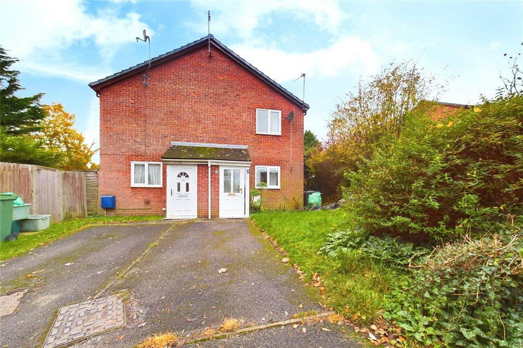 Stable Close, Burghfield Common, Reading, RG7 1 bed semidetached house