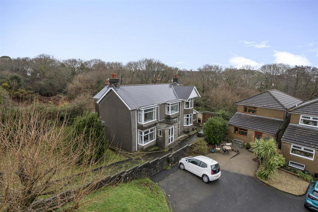 Mulberry Avenue, West Cross, Swansea 5 bed detached house for sale £
